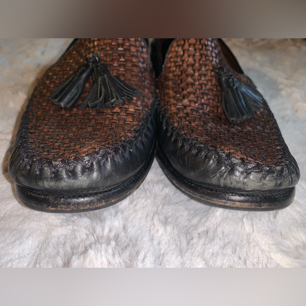 Vintage? Women’s Cole Haan Brown & Black Leather Loafers - Picture 9 of 16